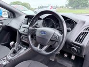Ford Focus 1.0 ST-LINE X 10