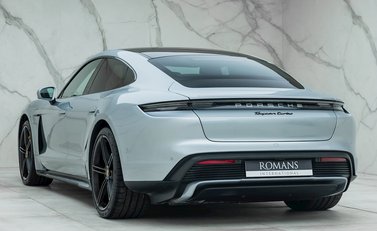 Porsche Taycan Turbo 4