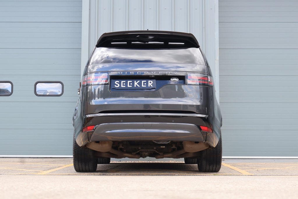 Land Rover Discovery 2023 R-DYNAMIC HSE MHEV commercial with a rear seat conversion 6