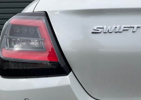 Suzuki Swift 1.2 Mild Hybrid Motion  18