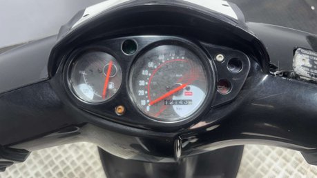 Aprilia SR 2013 12K RUNNING 2 STROKE PROJECT SCOOTER 50CC LEARNER BIKE 23