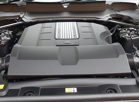 Land Rover Range Rover Sport 3.0 V6 Supercharged HSE Dynamic 6