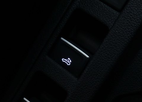 Volkswagen T-Roc 1.5 TSI R-Line Convertible 2dr Petrol Manual 2WD Euro 6 (s/s) (150 ps) 40