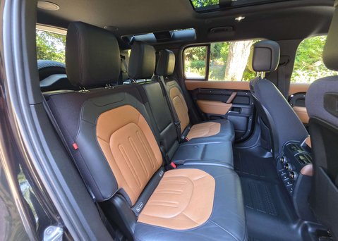 Land Rover Defender 3.0 Defender X MHEV Auto 4WD 5dr 19
