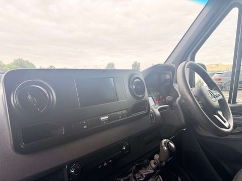 Mercedes-Benz Sprinter 2.0 Sprinter 315 Progressive CDi 11