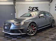Audi RS4 4.2 FSI V8 Estate 5dr Petrol S Tronic quattro Euro 5 (450 ps) 3