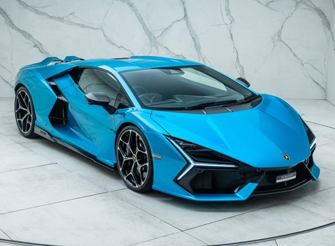 Lamborghini Revuelto 11
