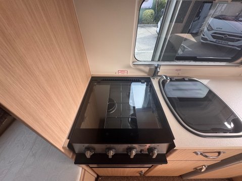 Autosleeper Windrush 22