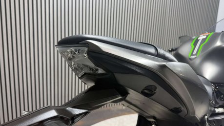 Kawasaki Ninja 650 Z650 2023 1 OWNER ONLY 10K SPORTS BIKE 650 LONG MOT WARRANTY A2 32