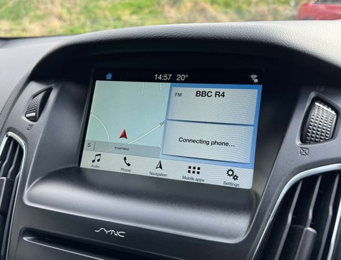 Ford Focus 1.0 Focus ST-Line 5dr 26