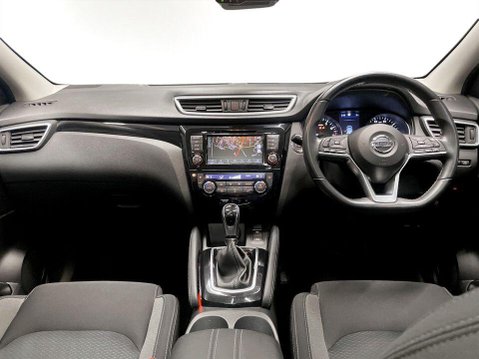Nissan Qashqai 1.3 DIG-T N-Connecta SUV 5dr Petrol DCT Auto Euro 6 (s/s) (160 ps) 20
