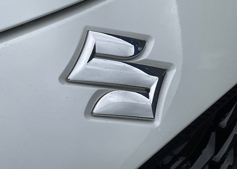 Suzuki Swift Motion 1.2 Mild Hybrid 4