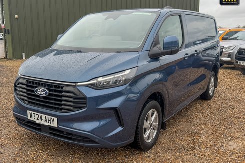 Ford Transit Custom AUTO SWB L1H1 Low Roof Limited 300 Air Con Alloys Camera Sensors SELECT