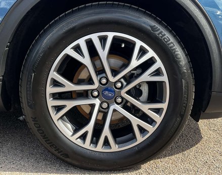 Ford Kuga 1.5 Kuga Titanium Edition 5dr 15