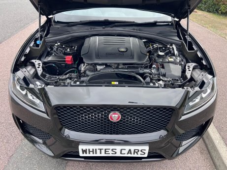 Jaguar F-Pace 2.0 D180 Chequered Flag Auto AWD Euro 6 (s/s) 5dr 36