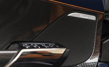 Porsche 918 Spyder Weissach 22