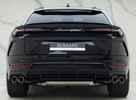 Lamborghini Urus 5