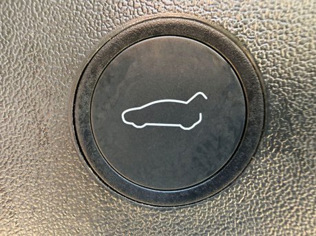 Tesla Model 3 Standard Range Plus Auto RWD 4dr 23