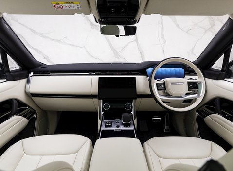 Land Rover Range Rover P400 HSE 17