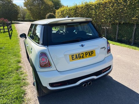 Mini Hatch 2.0 Cooper SD Euro 5 (s/s) 3dr 9