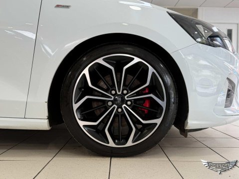 Ford Focus 1.5T EcoBoost ST-Line X Euro 6 (s/s) 5dr 66