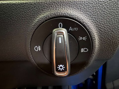 Volkswagen T-Roc 1.0 T-Roc SE TSi 5dr 16