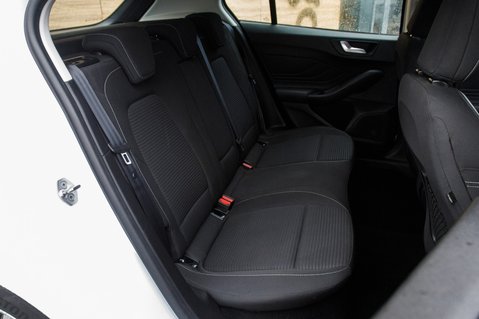 Ford Focus TITANIUM 34