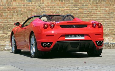 Ferrari F430 Spider 8