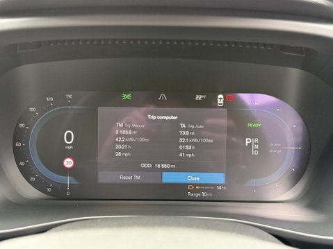 Volvo C40 Twin Recharge 78kWh Ultimate SUV 5dr Electric Auto AWD (408 ps) 35