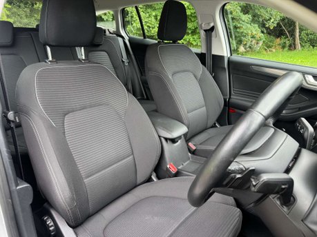 Ford Focus 1.0 Focus Titanium Auto 5dr 19