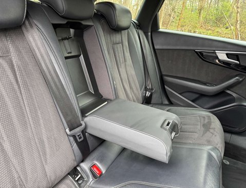 Audi A4 1.4 A4 Black Edition TFSI 5dr 37