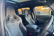 Land Rover Defender 3.0 D300 MHEV X-Dynamic HSE Auto 4WD Euro 6 (s/s) 5dr 2