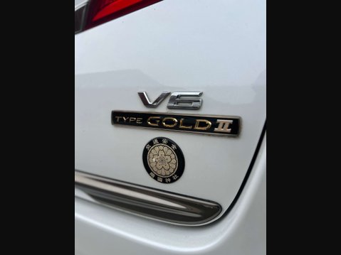 Toyota Alphard GOLDEN EYES II V6 42
