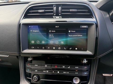 Jaguar F-Pace 2.0 D180 R-Sport Auto AWD Euro 6 (s/s) 5dr 20