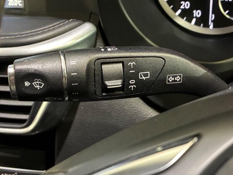 Infiniti Q30 1.5d SE Euro 6 (s/s) 5dr 34