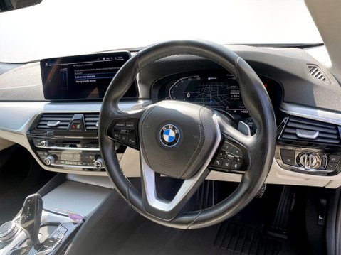 BMW 5 Series 2.0 530e 12kWh SE Touring 5dr Petrol Plug-in Hybrid Steptronic Euro 6 (s/s) 13