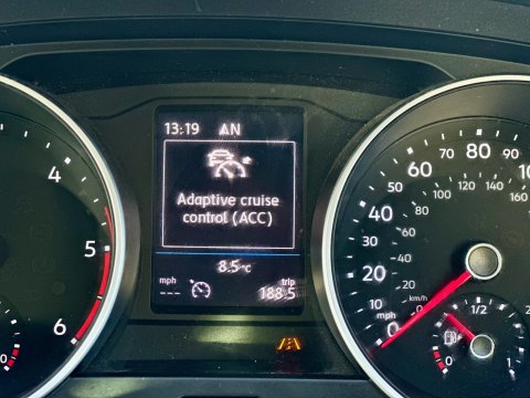 Volkswagen Tiguan 2.0 TDI SE Navigation Euro 6 (s/s) 5dr 39