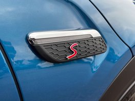 Mini Convertible 2.0 Cooper S Classic 2dr 64