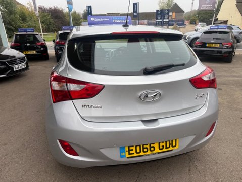 Hyundai i30 1.4 Blue Drive SE Nav Euro 6 (s/s) 5dr 11