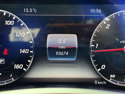 Mercedes-Benz E Class 2.0 E220d AMG Line (Premium Plus) Coupe 2dr Diesel G-Tronic+ Euro 6 (s/s) ( 32