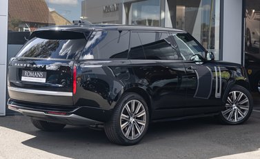 Land Rover Range Rover D350 AUTOBIOGRAPHY LWB 4