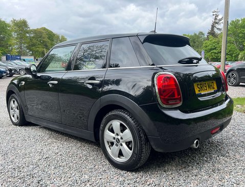 Mini Hatch 1.5 Cooper Classic 5dr 4
