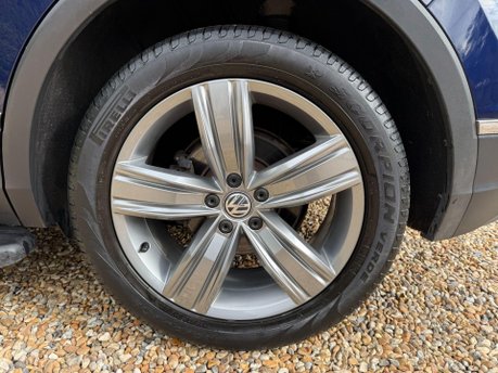 Volkswagen Tiguan 2.0 TDI SEL DSG Euro 6 (s/s) 5dr 14