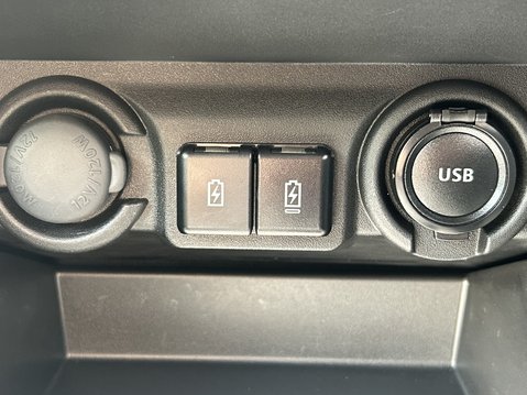 Suzuki Swift 1.2 Mild Hybrid Motion 5dr 28