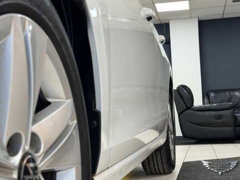 Volkswagen Golf 1.5 TSI Life Euro 6 (s/s) 5dr 12