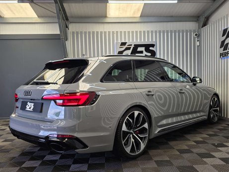Audi RS4 2.9 TFSI V6 Estate 5dr Petrol Tiptronic quattro Euro 6 (s/s) (450 ps) 30