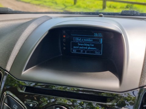 Ford Fiesta ZETEC Full Service Record Just had New Cambelt Water Pump 4 Tyres New MOT 40