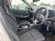 Nissan Juke DIG-T ACENTA 9