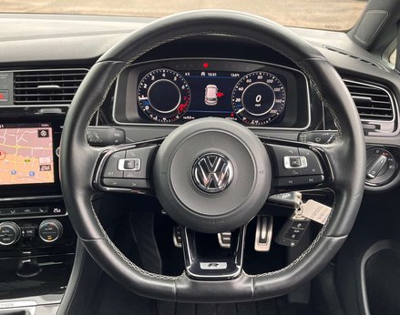 Volkswagen Golf 2.0 Golf R TSi 4WD 5dr 20