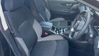 Nissan Qashqai 1.3 DIG-T N-Connecta SUV 5dr Petrol DCT Auto Euro 6 (s/s) (160 ps) 5